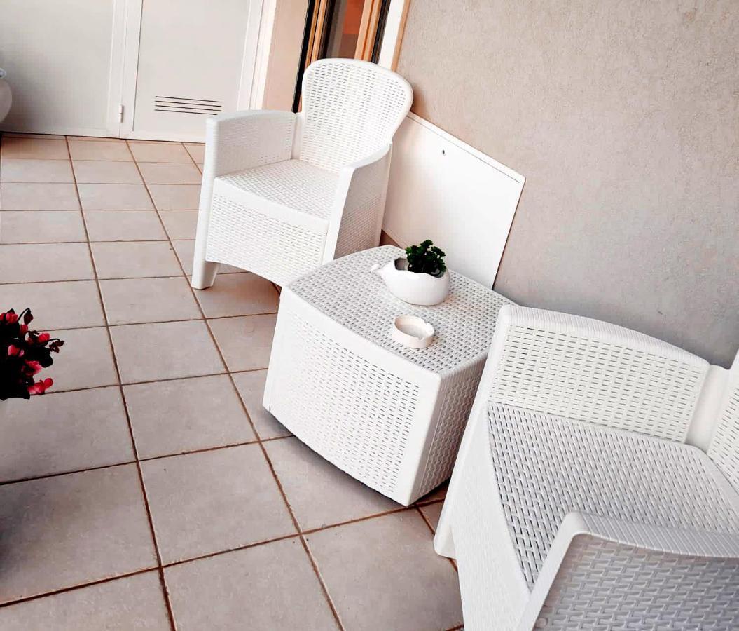 Deluxe Alba Apartment Locorotondo Exterior photo